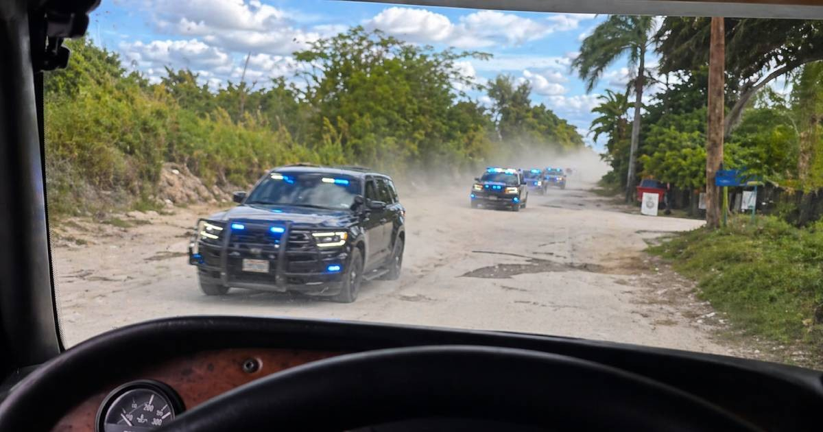 Cuban Man Captures Intense Police Chase in Miami-Dade: A Dramatic Search Operation Unfolds