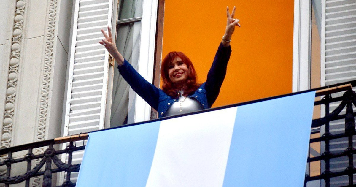 Argentine court orders the execution of all assets of Cristina Kirchner and her children to cover multi-million dollar debt