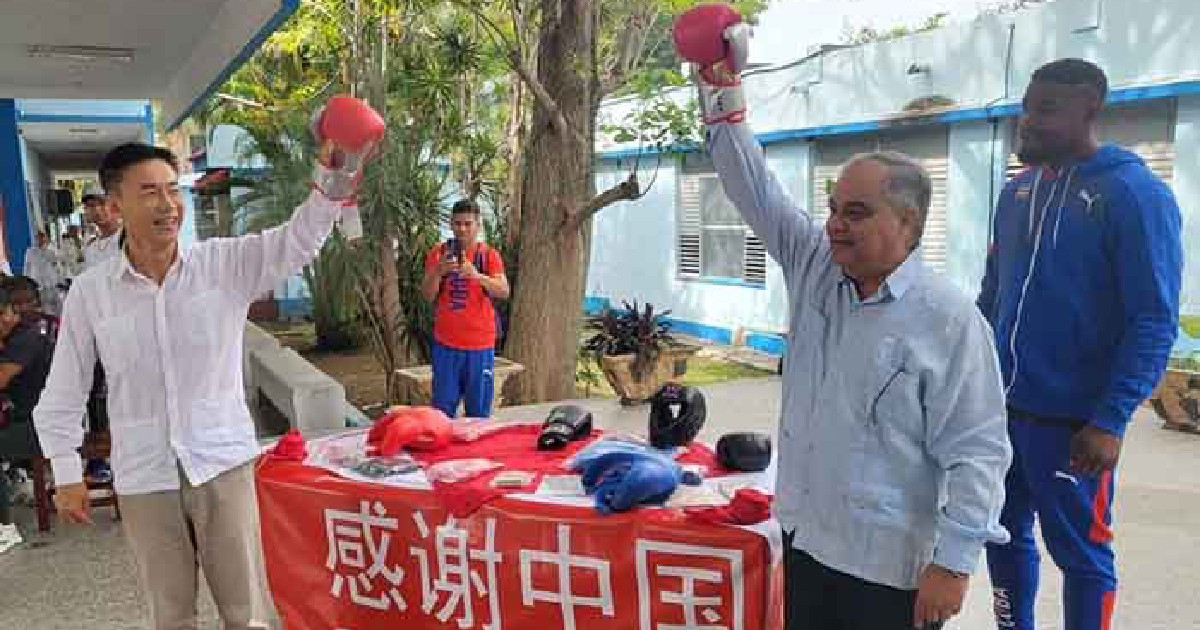 Dona China sports equipment to Cuba: Drops of relief for a crumbling sports system