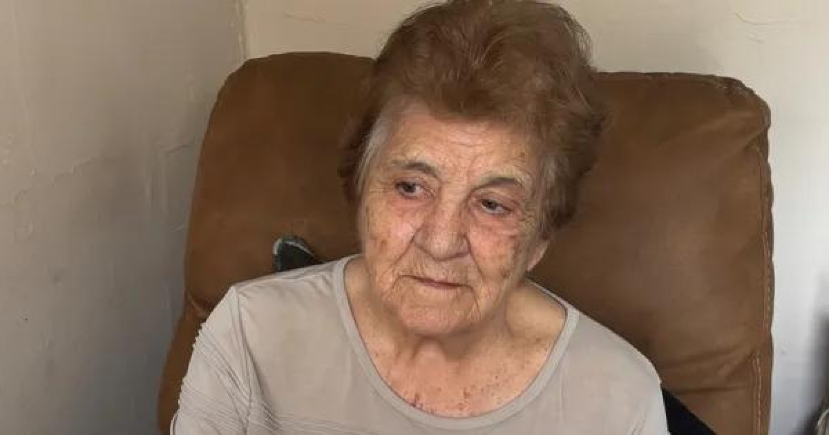 Community Rallies to Support 93-Year-Old Woman Facing Eviction from Her Trailer in Little Havana