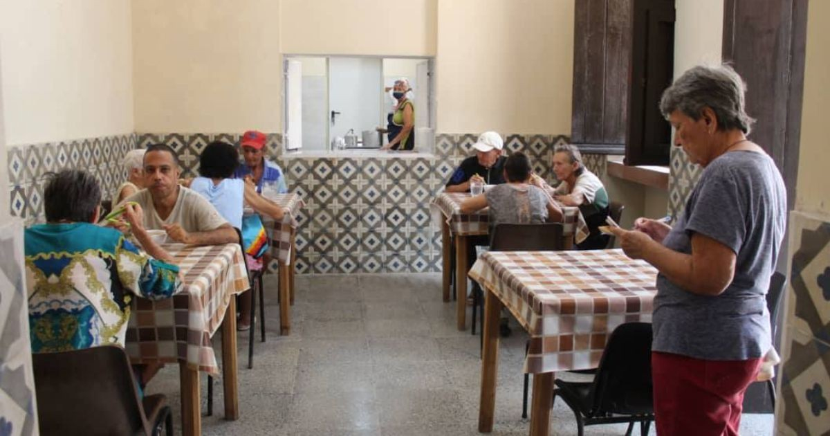 Over 80 Seniors Supported at Cáritas' Dining Facility in Matanzas