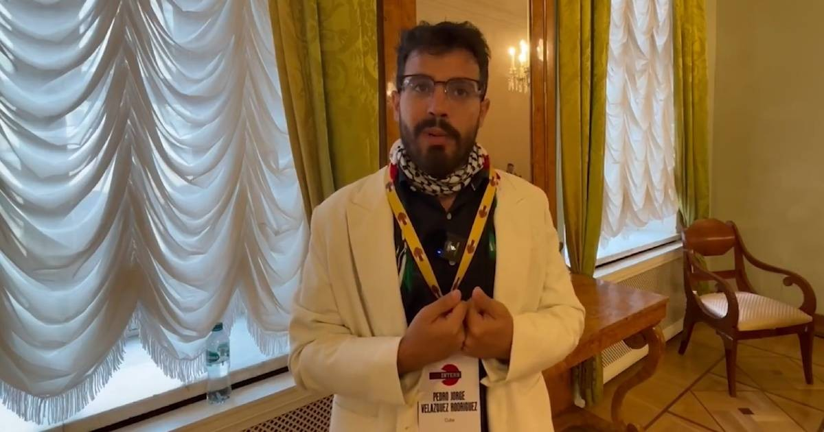 Admiration for Putin in Cuba Claimed by Influencer Amid Russian Oil Shipments