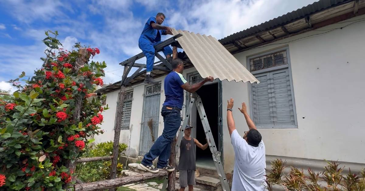 Rebuilding a Home in Cuba: The Grueling Aftermath of Hurricane Melissa