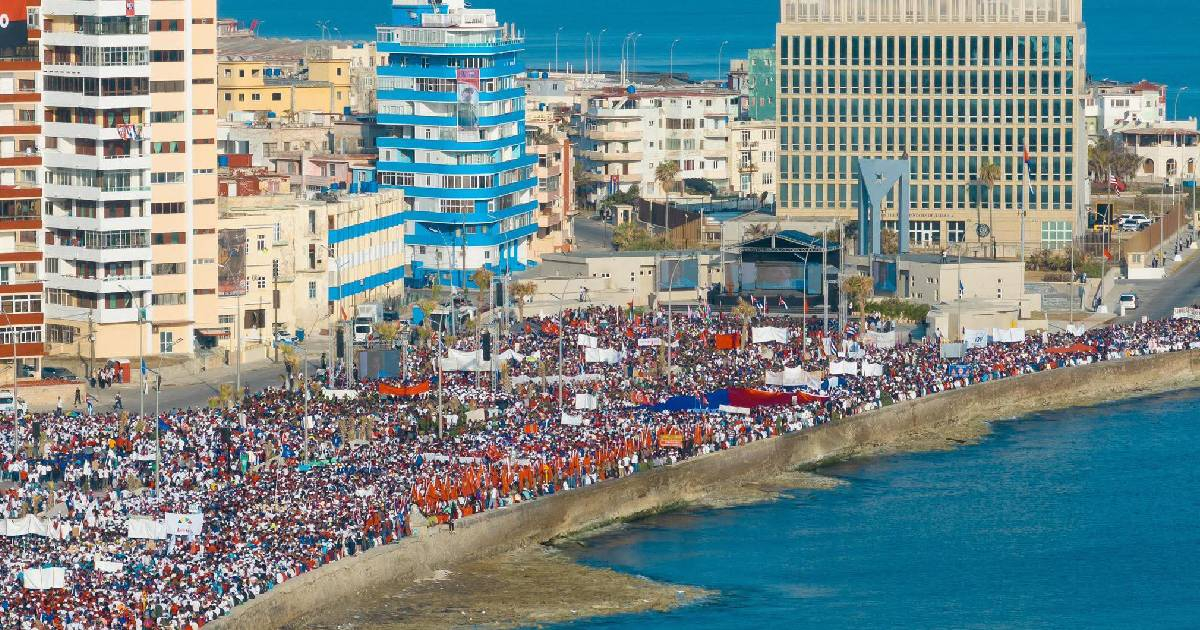 Cuba's May Day March Sees Sparse Attendance