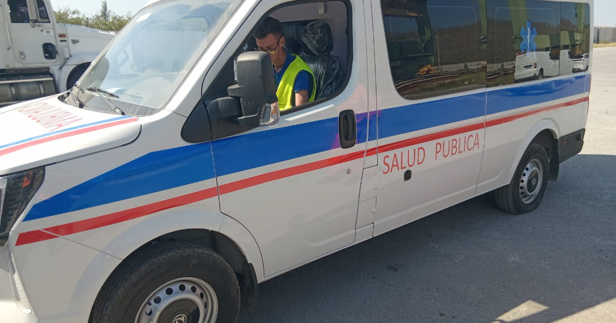 New batch of ambulances for Cuban health: a small patch for so many holes