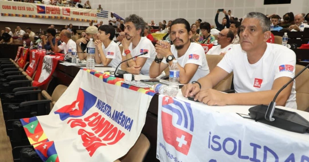 Cuban Regime Insists "Cuba Stands United" Amid Rising Tensions with Washington