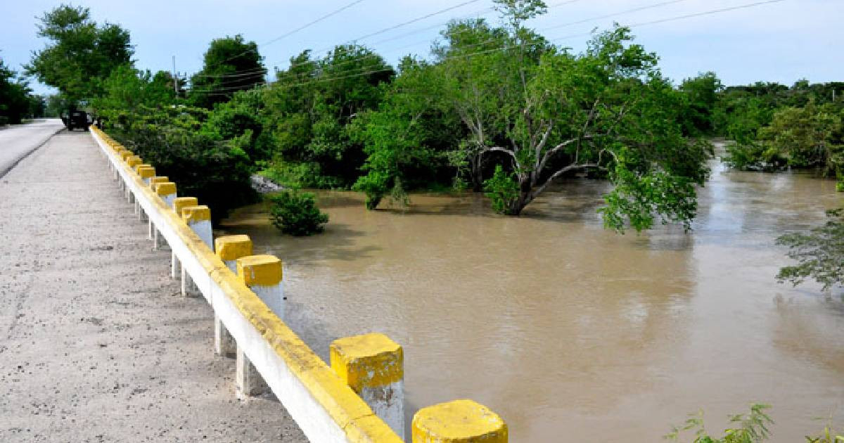 Bridge Over Salado River on Bayamo-Las Tunas Highway Closed Due to Damage from Hurricane Melissa