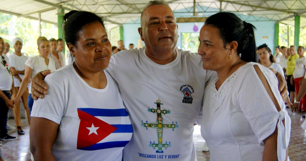 Cuban Regime Claims Support from Spiritualists to Defend Socialism
