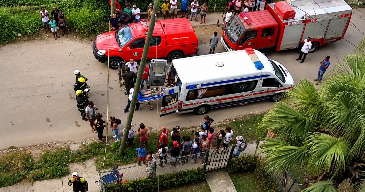 Staircase Collapse in Havana Apartment Building: Woman Injured and Hospitalized