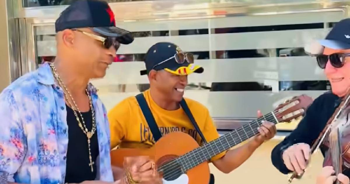Making a Living with Pride: Descemer Bueno Supports Cuban Street Musicians in Spain