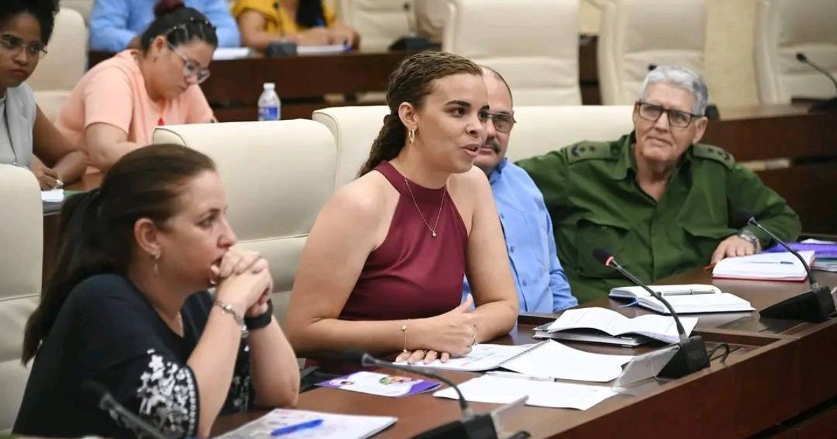 Cuba’s Youth Communist League Leader Praises Community Youth Network Amid Nation's Plummet