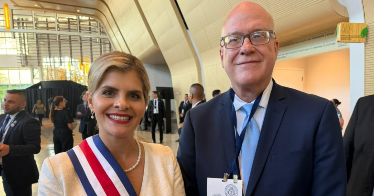 Costa Rican President Welcomes Cuban Dissident at Inauguration
