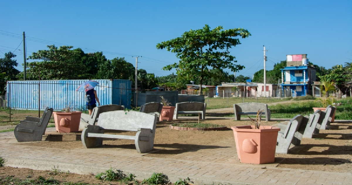 Fugitive Apprehended by Police While Committing Crime in Camagüey