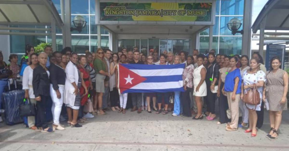 Over 40 Cuban Doctors Choose to Stay in Jamaica, Some Seek Permanent Residency
