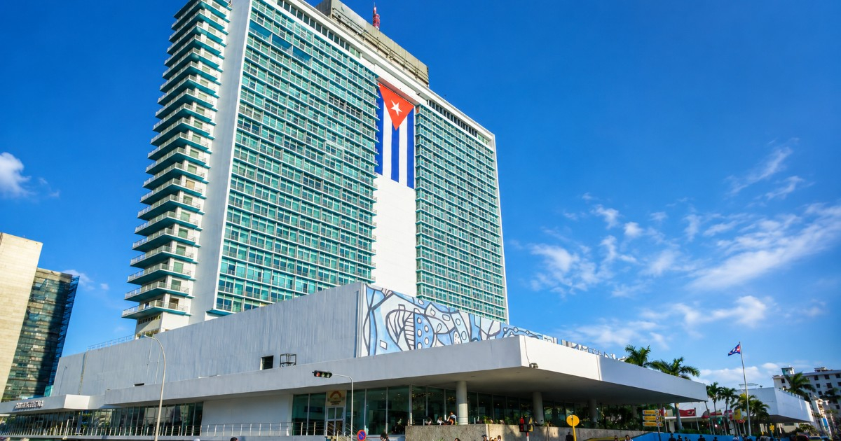 Cuban TV Host Encounters Unforeseen Dollar-Only Policy at Habana Libre Hotel