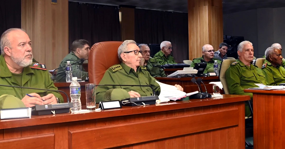 CIA Director's Visit Spurs Talks on Political Dialogue with Cuban Regime