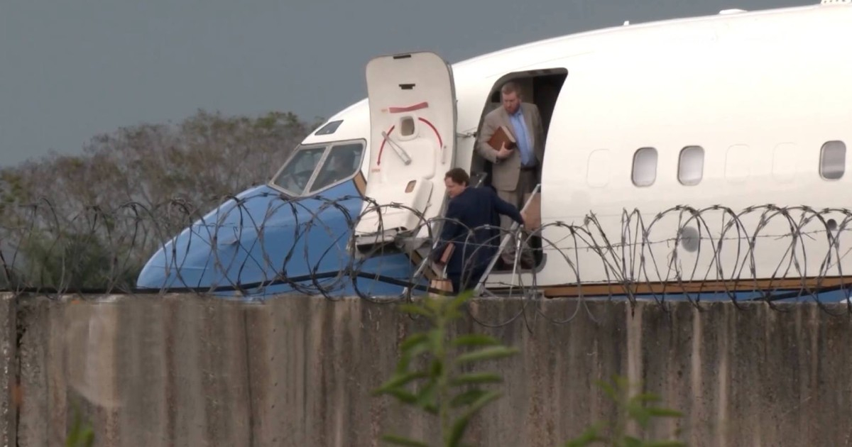 CIA Officials Captured on Camera During Visit to Havana by Reuters