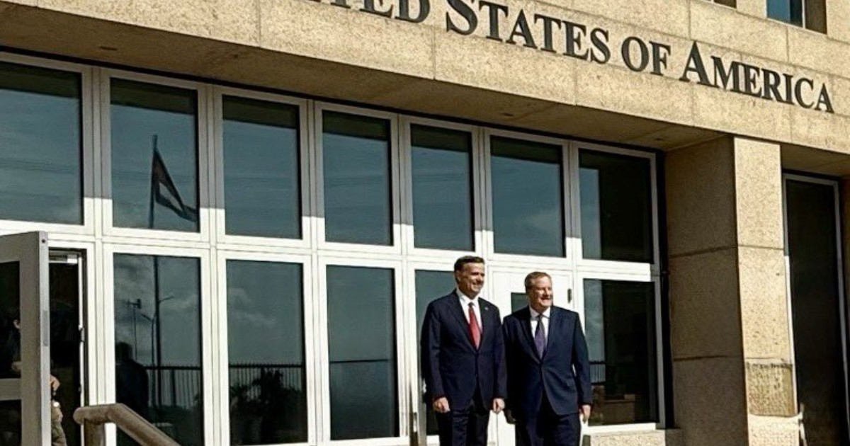 CIA Director Visits U.S. Embassy in Havana: A High-Level Encounter Amidst Cuba's Crisis