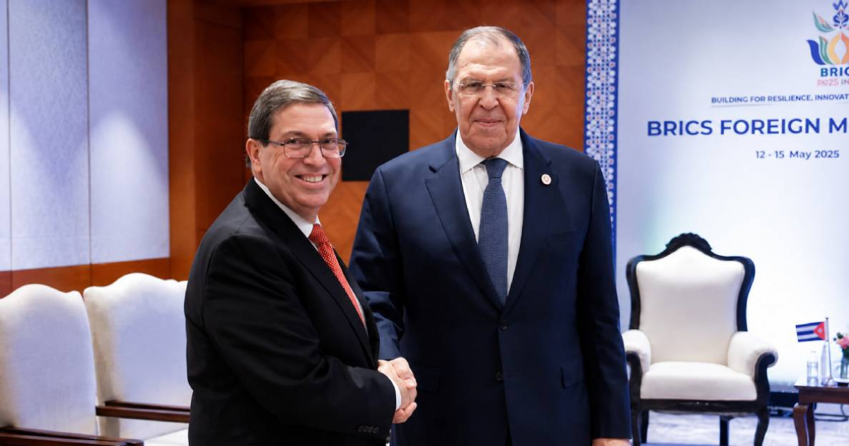 Russia Pledges Political and Material Support to Cuba Amid Crisis and Tensions with the U.S.