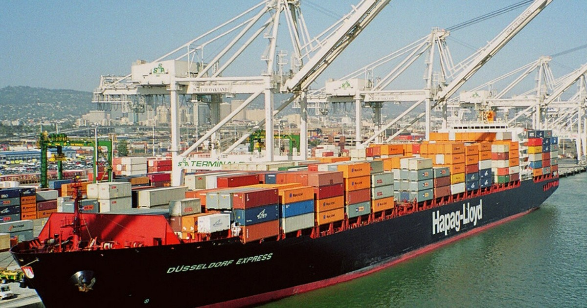 Shipping Giants Halt Operations to Cuba Indefinitely