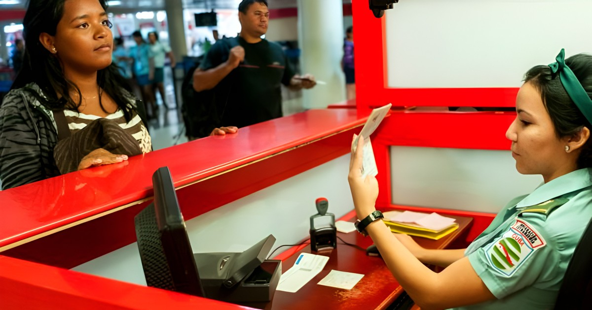Cubalex Criticizes New Cuban Immigration Laws: "Strengthening Control Over Citizens at Home and Abroad"
