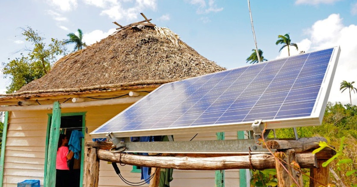 Cuban Government to Offer 90 CUP for Surplus Electricity from Solar Panels