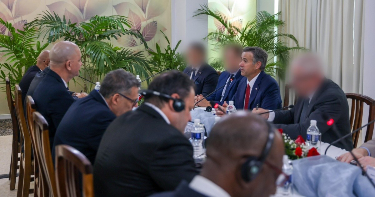 Paramilitary Involved in Maduro's Capture Attended CIA Meeting in Cuba, CBS News Reports