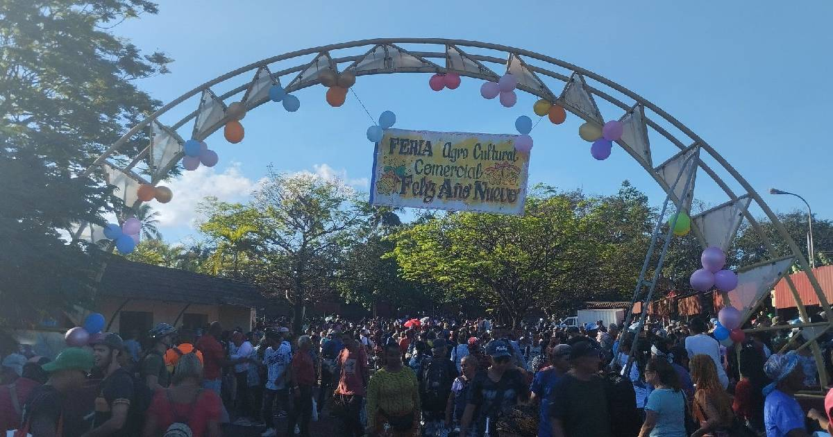 Feria en Holguín © Facebook/Camilo Velazco Petittón