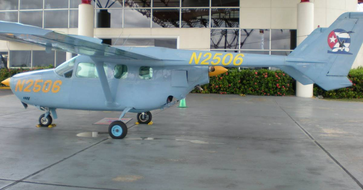 Avioneta de Hermanos al Rescate © X