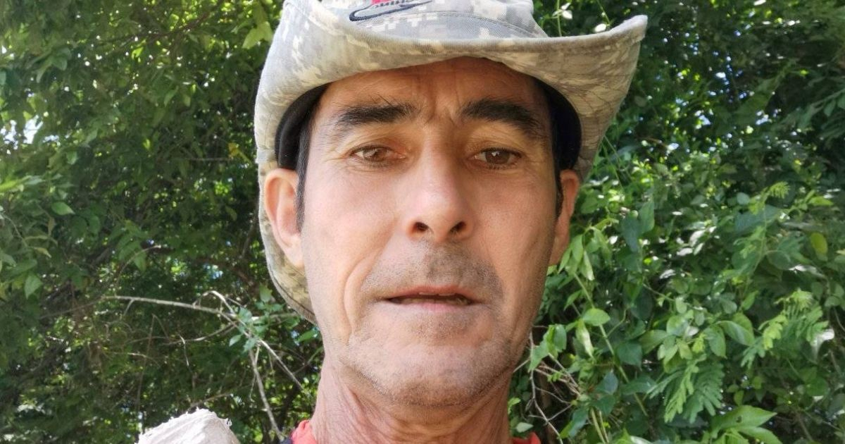 Dying to Live "in the Best of All Possible Worlds": The Disturbing Verses of a Cuban Poet