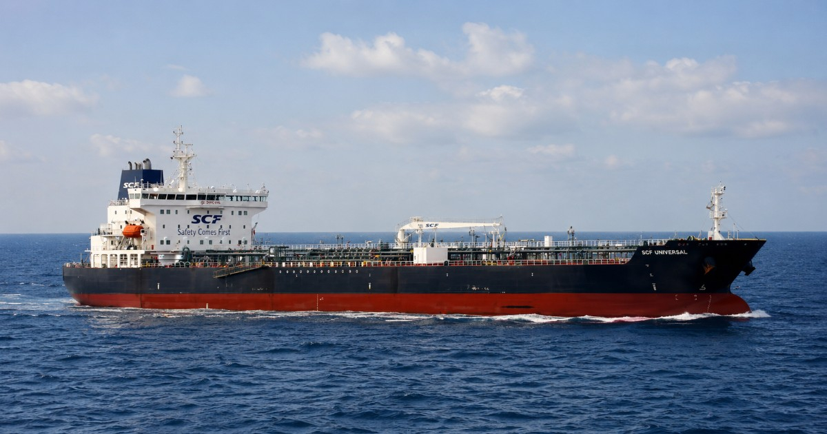 Petrolero ruso Universal (imagen editada con IA) © Vessel Finder