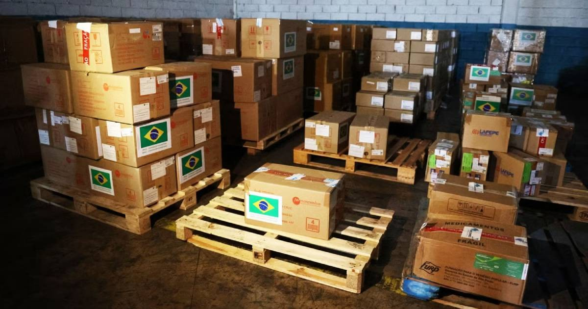 Cajas con medicamentos donados por Brasil a Cuba. © OPS
