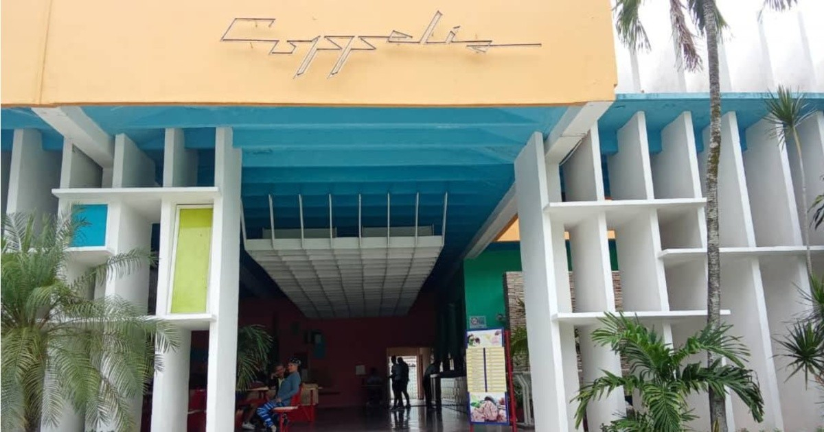 Coppelia de Sancti Spíritus © Facebook / Asamblea Mcpal Sancti Spíritus