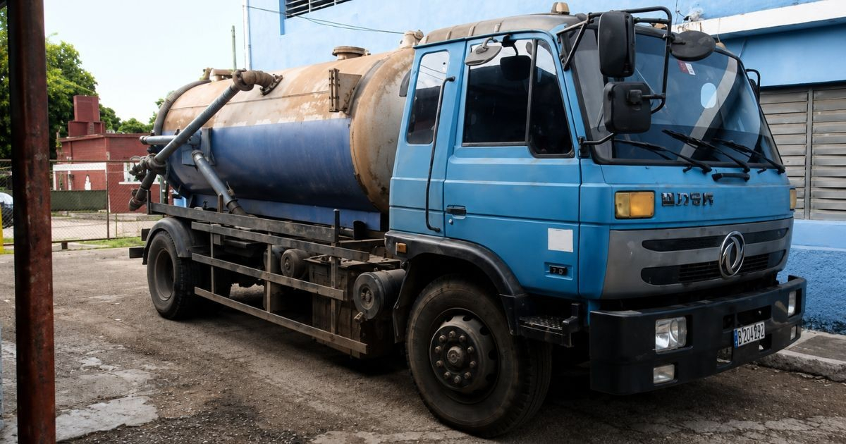 Cae en Sancti Spíritus camión con 6 mil litros de combustible destinado al mercado ilegal © Periódico Escambray
