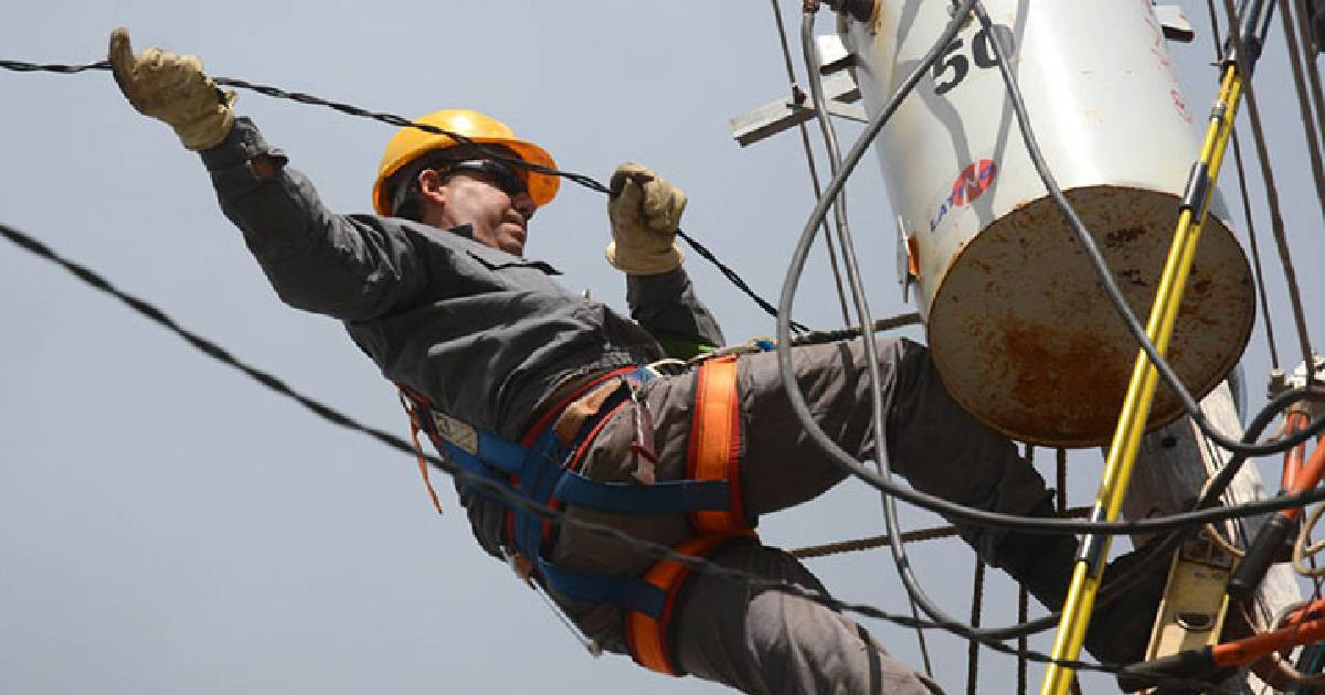 Sancti Spíritus Electric Company Blames Transformer Failures on Residents Exploiting Uninterrupted Circuits