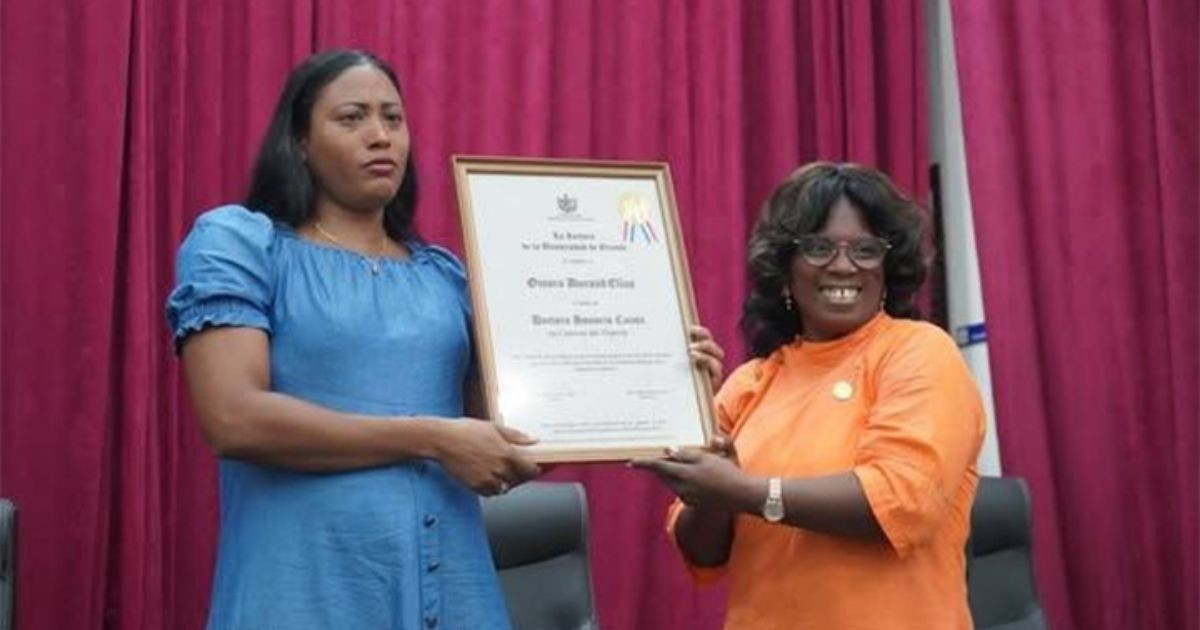 Omara Durand Honored with Honorary Doctorate in Sports Science from the University of Oriente