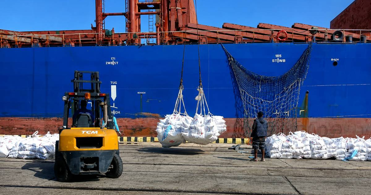 Cuban Government Struggles for Nearly a Month to Unload Chinese Donated Rice