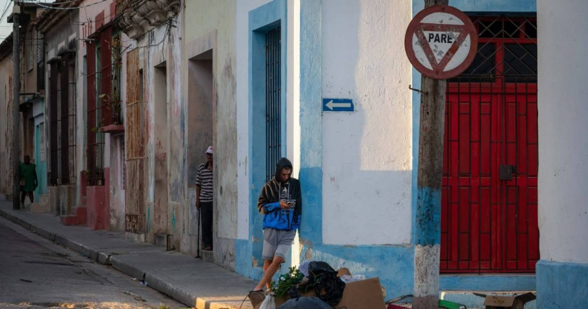 Cubans in Matanzas Endure 72 Hours of Blackouts with Just Two Hours of Power