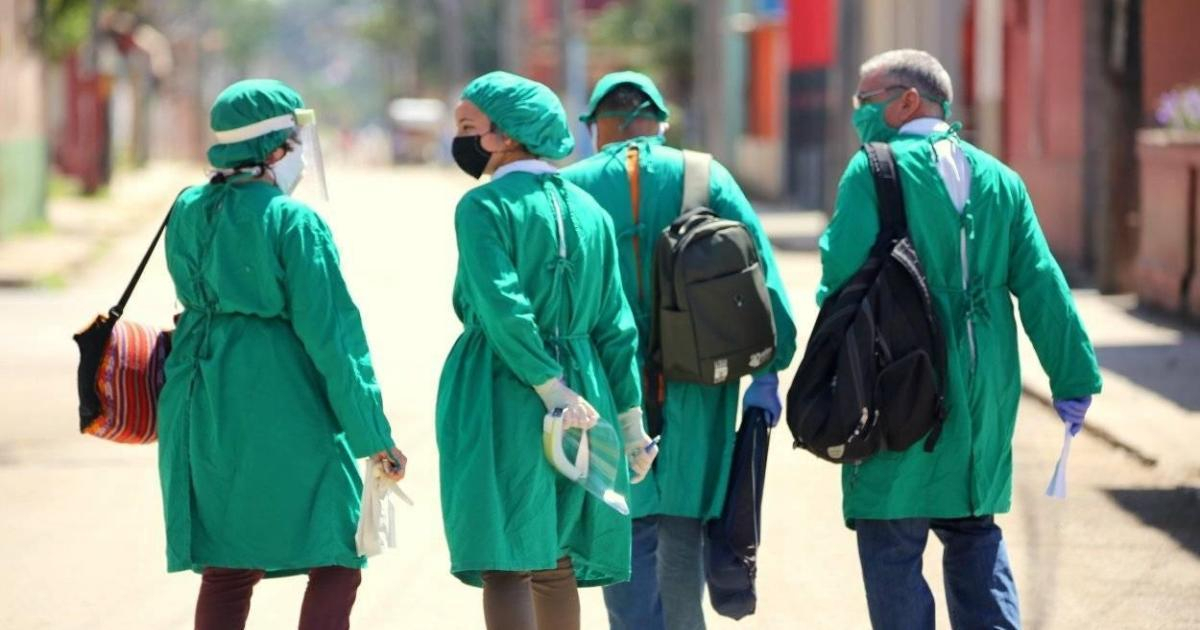 Cuban Government Removes Specific Reason for Travel Ban on Specialist Doctors from Online Platform