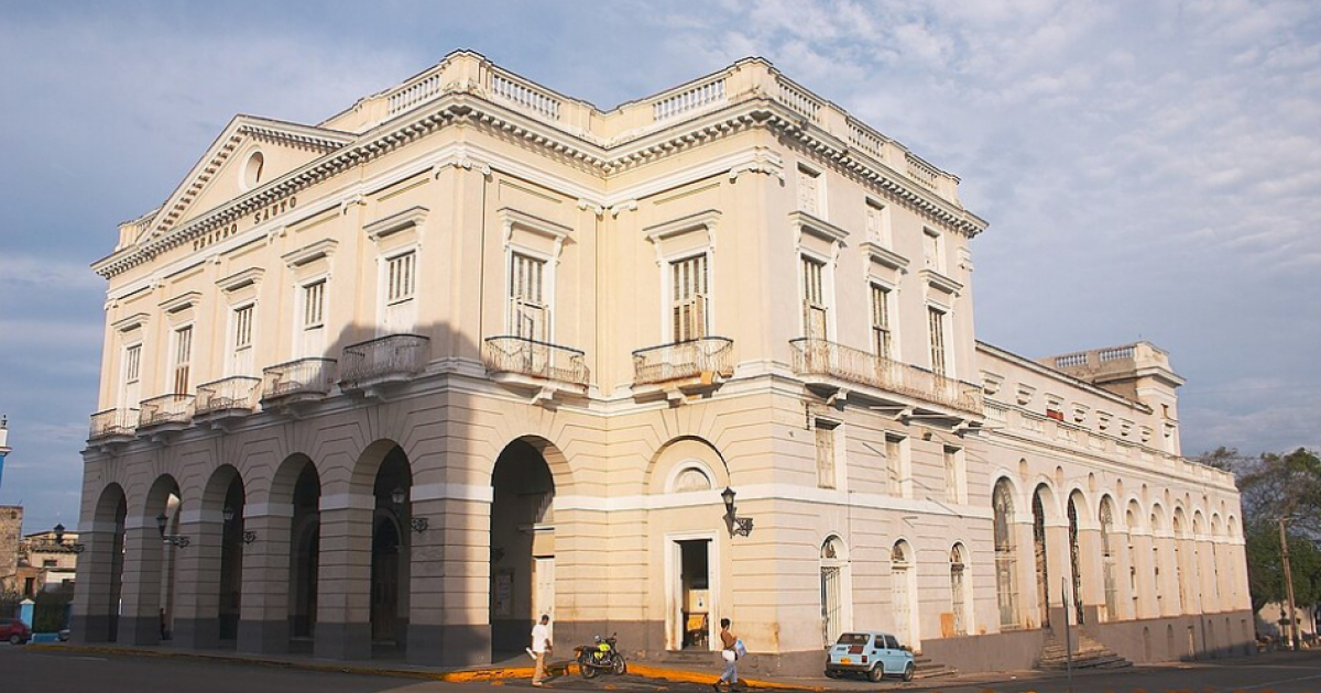 Concerns Raised Over Leaks in Sauto Theater: Wasn't This Restored?