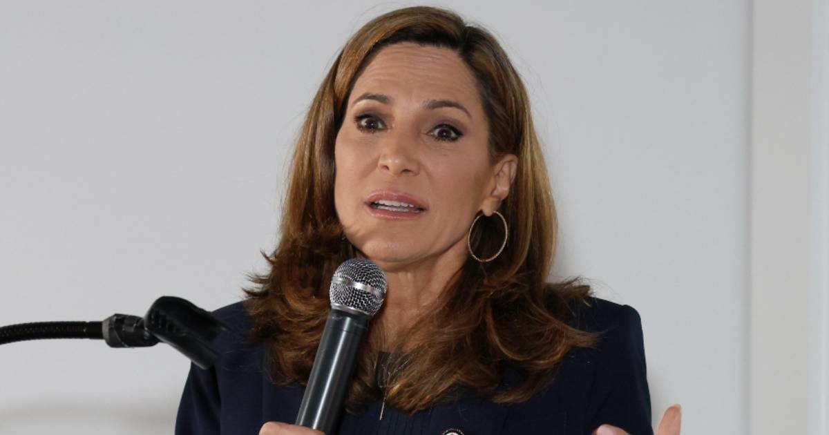 María Elvira Salazar Urges Homeland Security to Resolve Legal Limbo for Thousands of Cubans with I-220A