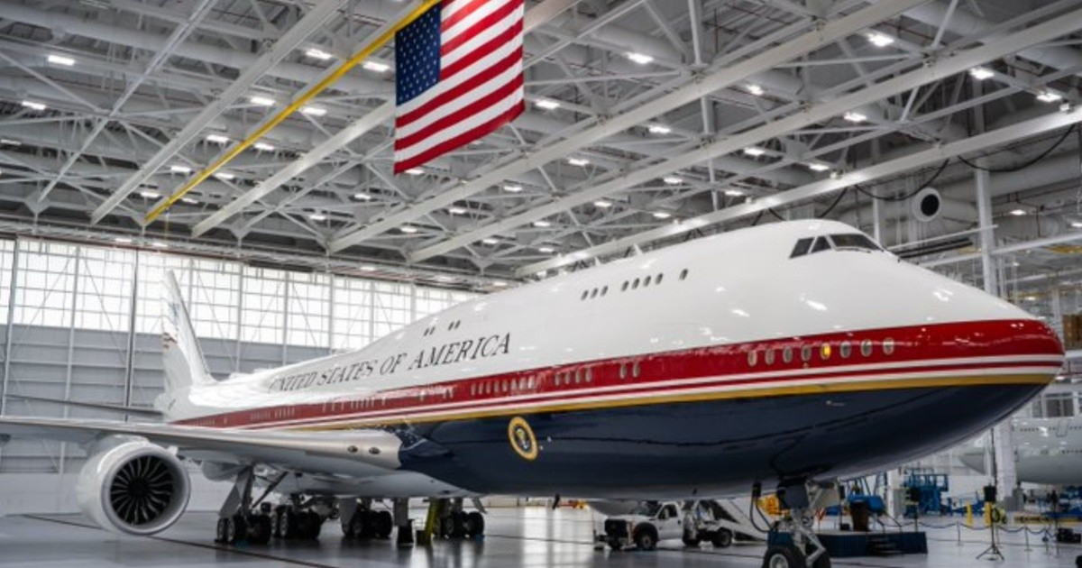 Trump Unveils New Air Force One: A $400 Million Boeing Gifted by Qatar