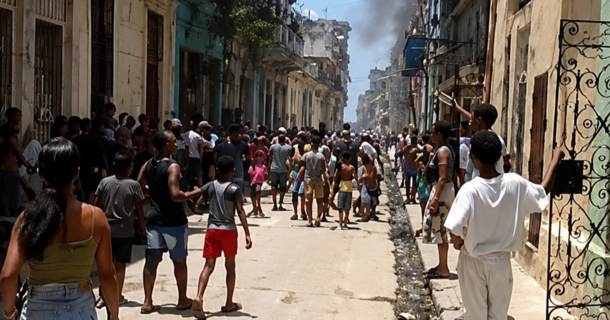 Smoke and Tensions Rise as Protests Erupt in Central Havana's Escobar and San Miguel Streets
