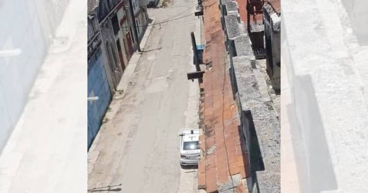 State Security Surrounds Manuel Cuesta Morúa and María Mercedes Benítez in Havana; Opposition Leader Summoned for Saturday