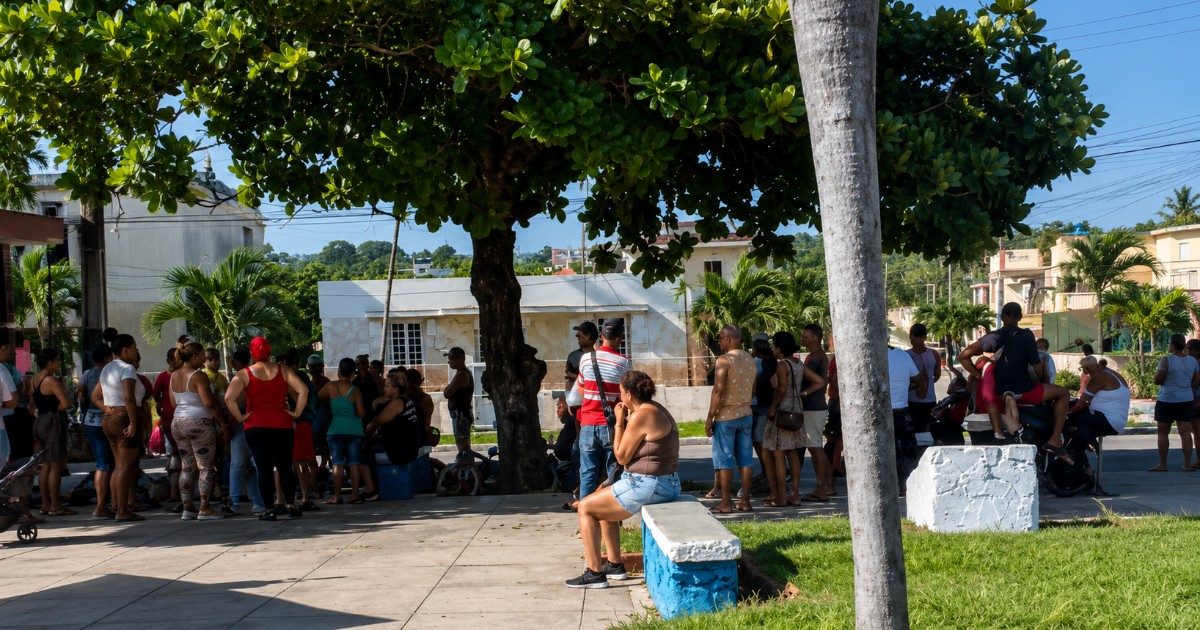 Guanabo Residents Demand Essential Services from Authorities