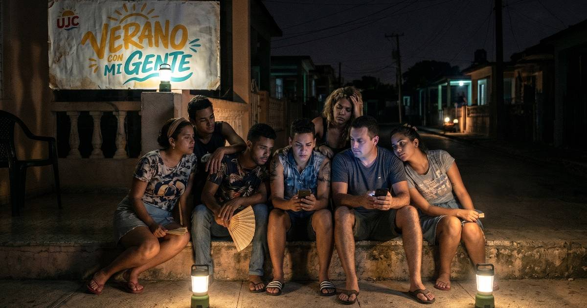 "Celebration Amid Despair: Cubans Criticize UJC's Summer Campaign Amidst Crisis"