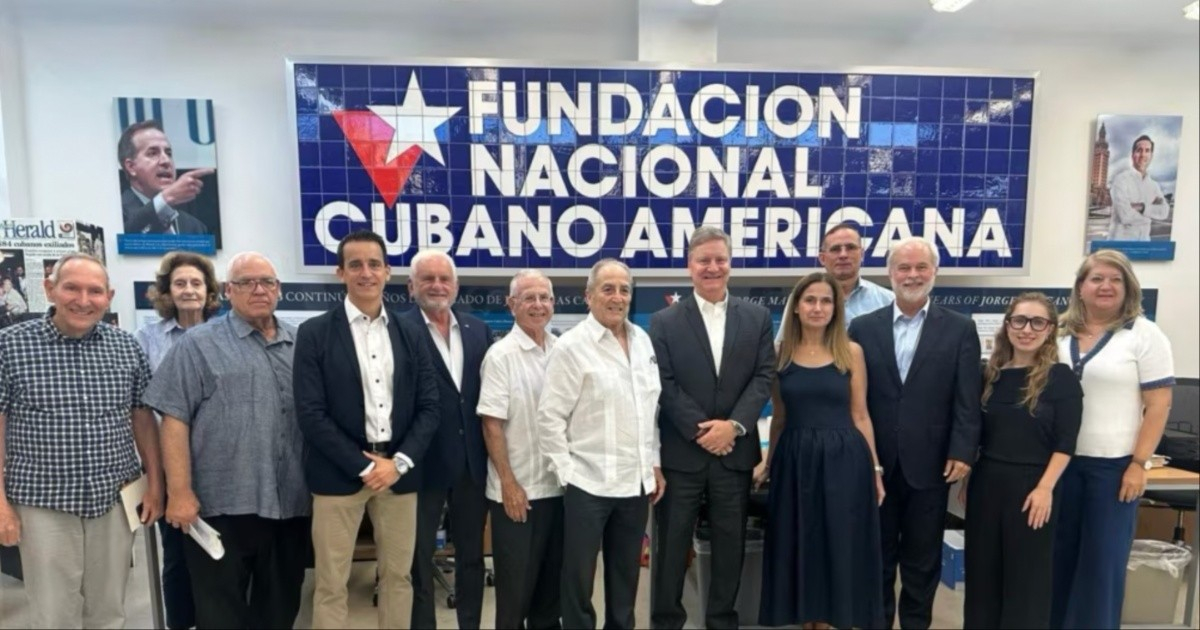 U.S. Embassy Official in Havana Engages with Exile Leaders in Miami