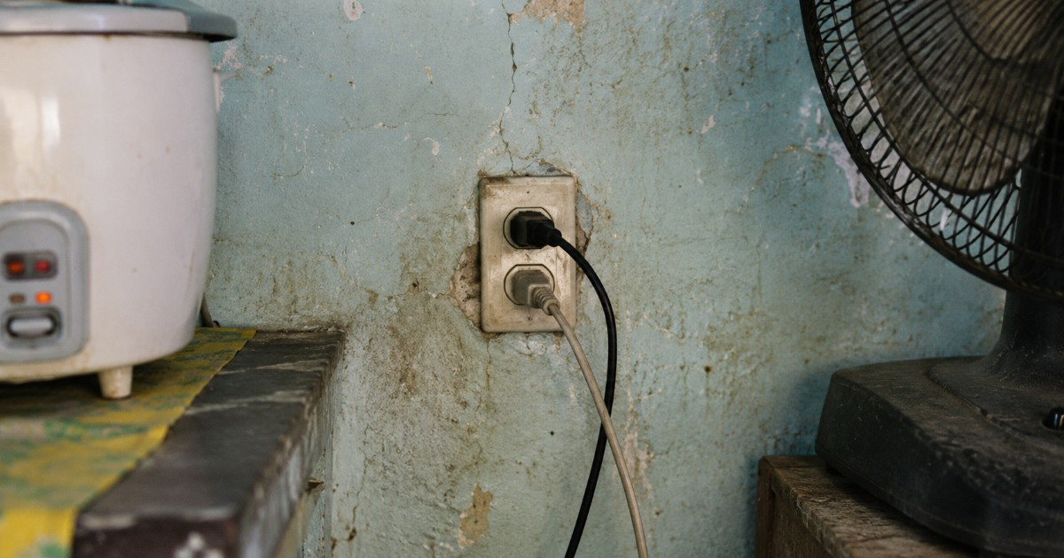 Electrical Company Warns Against Simultaneous Appliance Reconnection After Power Outages