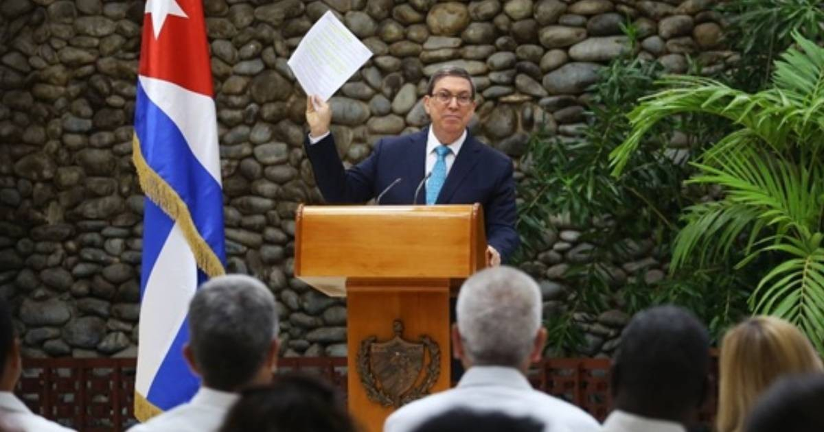 Bruno Rodríguez Parrilla en conferencia de prensa en La Habana. © Cubadebate