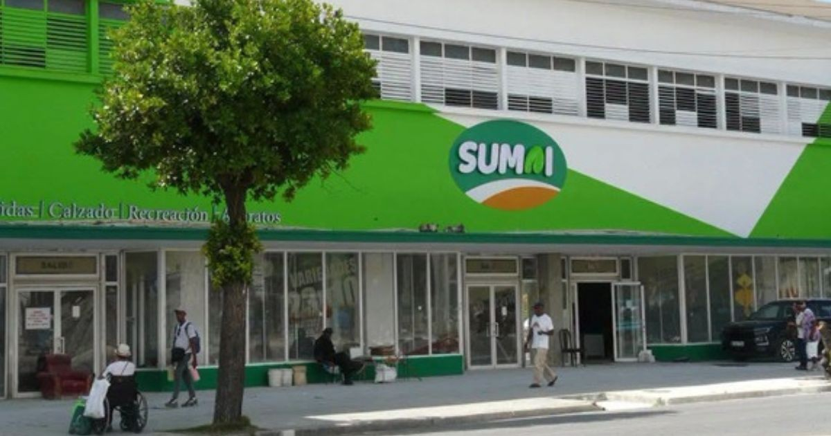 Cuba-China Joint Venture to Sell Solar Panels and Food in U.S. Dollars in Vedado
